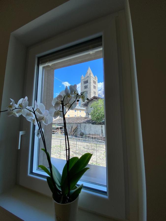 Emilius Suite Аоста Екстериор снимка